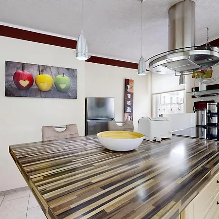 Daire Strandnahe Fewo, Rosa In