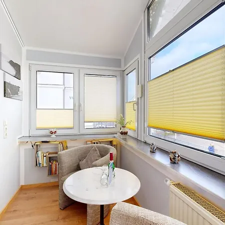 Strandnahe Fewo, Rosa In Daire