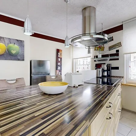 Strandnahe Fewo, Rosa In Daire Binz